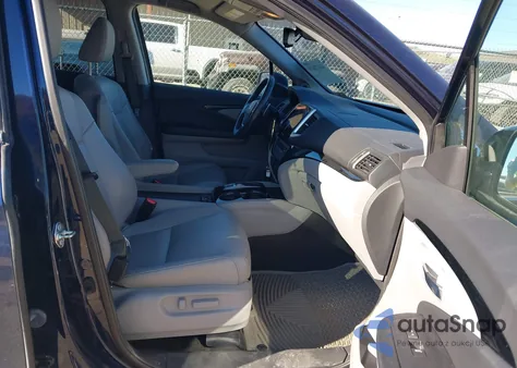 2017 Honda Pilot Touring from USA, damaged, VIN 5FNYF6H95HB032043